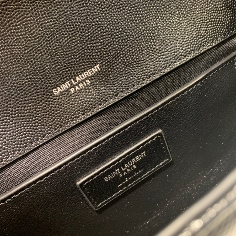 13301978902993000.jpg