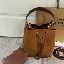코치 여성 로완 스웨이드 버킷백 CCC78
