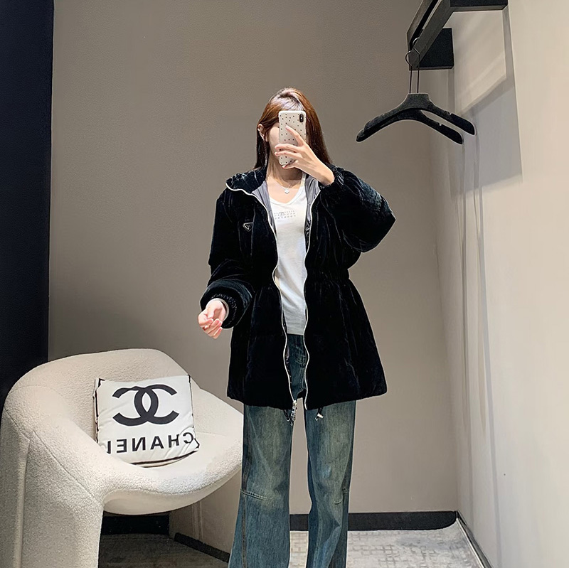 프라다 삼각로고 벨벳 다운 패딩 292214 J