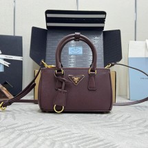 25FW 프라다 토트백 1BA916