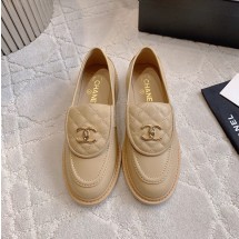 샤넬 턴락 로퍼 퀼팅 금장 로퍼 베이지 G36646