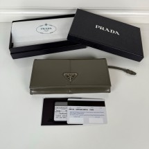 프라다 삼각로고 사피아노 레더 장지갑 금장 은장 그레이 1MH132