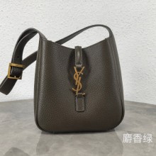 생로랑 LE 5 À 7 서플 베이비백 카키 809461