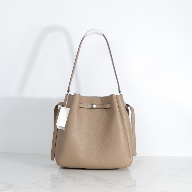 토리버치 로미 골드 메탈 버킷백 숄더백 연그레이 179986