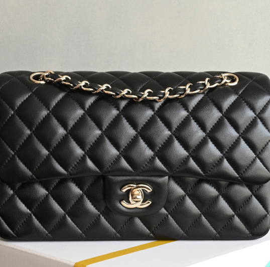 샤넬 클래식 미듐  샴페인골드 플랩백  A01112