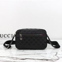 구찌 GG 엠블럼 스몰 크로스백 850242AAFOM1053