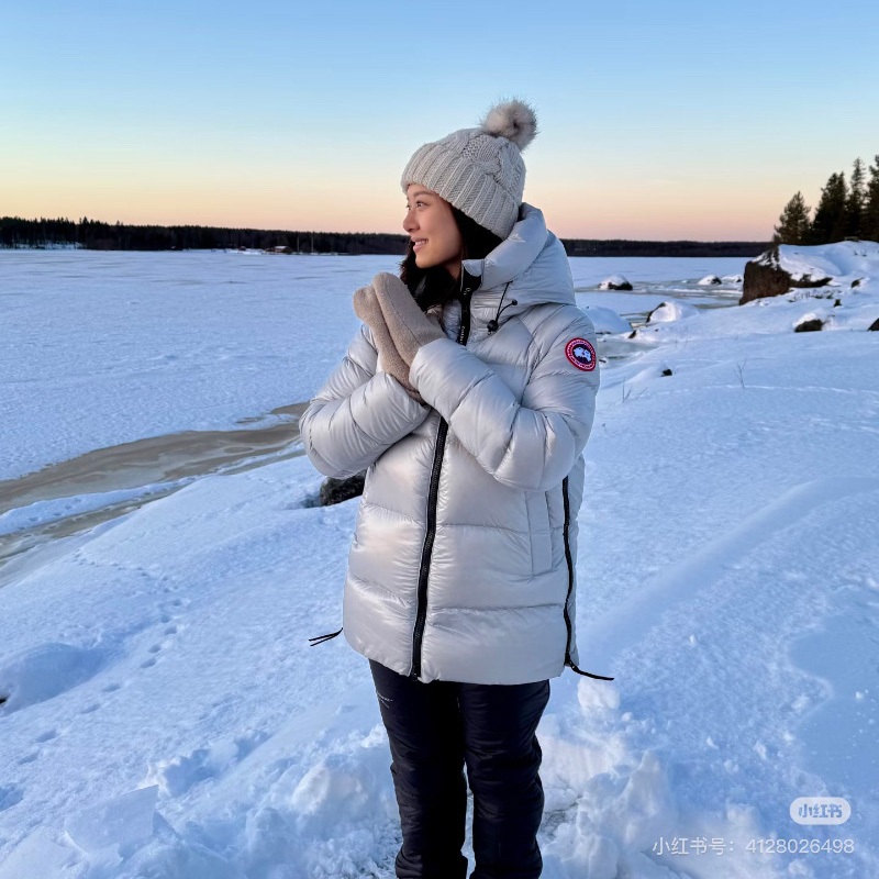 캐나다구스  크로프턴 패딩  남여공용 점퍼 실버 2252M 61  F