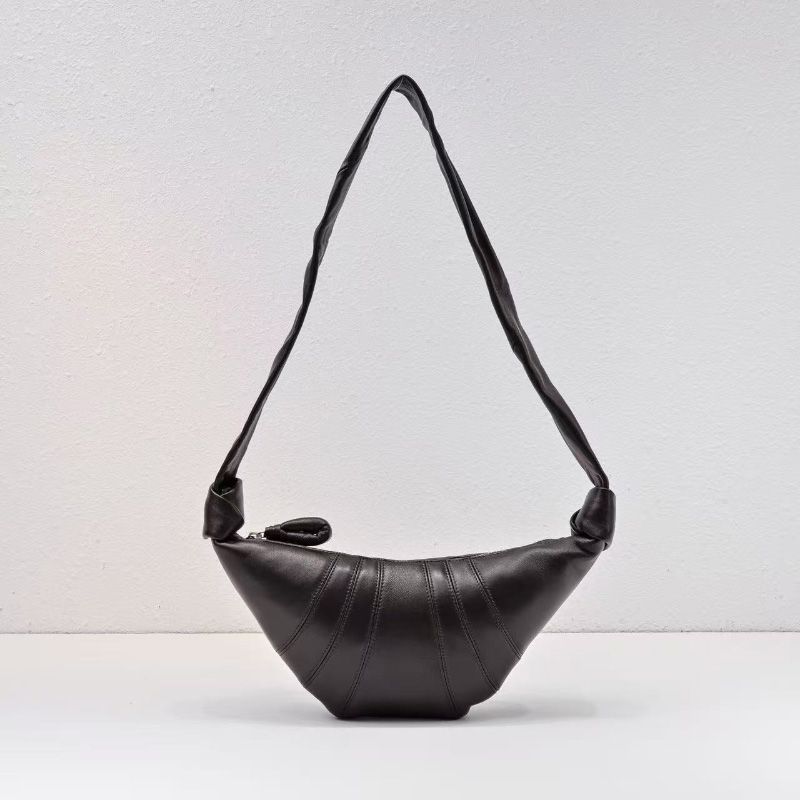 르메르 스몰 크루아상 백 소프트 나파 레더 BG253