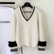 샤넬 25N 코코네쥬 풀오버 브이넥 CC로고 니트 울 스웨터 2컬러 P79690  Y