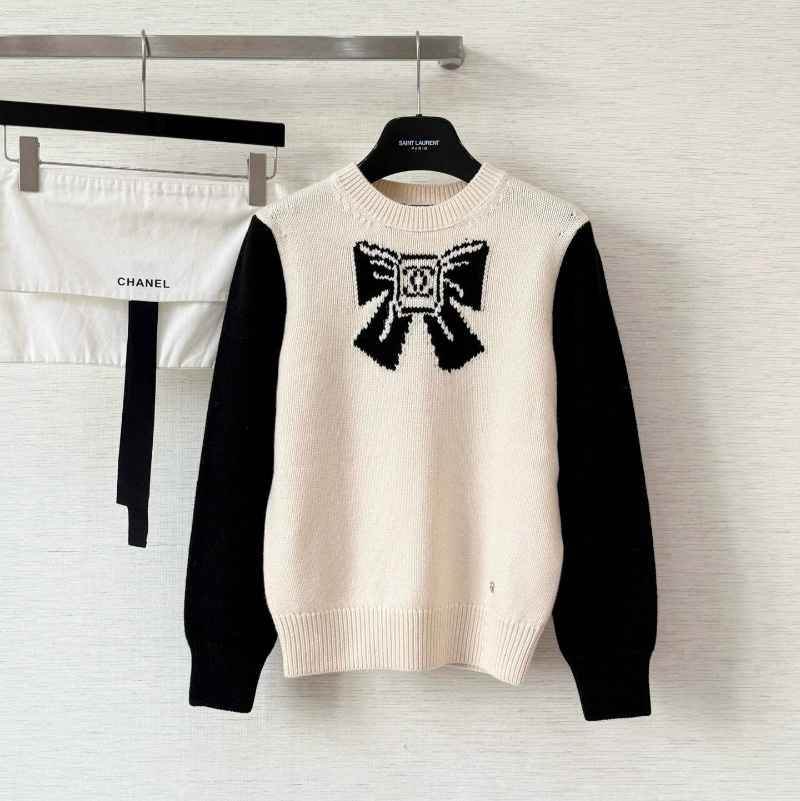 샤넬 25N 코코네쥬 풀오버 리본 CC로고 캐시미어 니트 울 투톤 에크루 블랙 P79718  Y