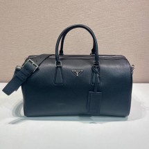 프라다 25FW 코냑 삼각로고 더플백 블랙 2VC048