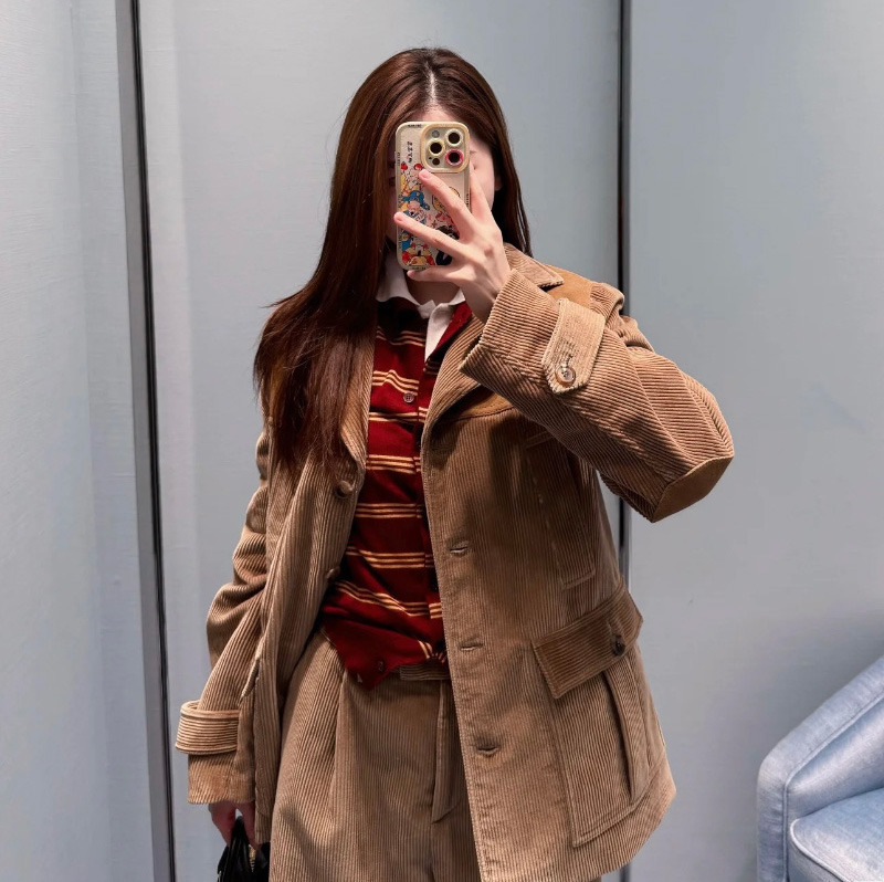 미우미우 코듀로이와 가죽 소재의 스트레이트 재킷 MH2037   Y