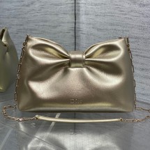 디올 보우 리본 백 미디엄 램스킨 골드 M0714OUQO_M900